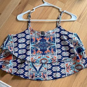 Pretty cropped ruffed tank